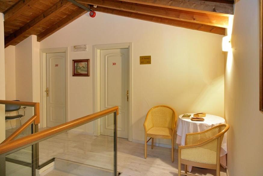 Hotel Ristorante Miralago Garda  Dış mekan fotoğraf